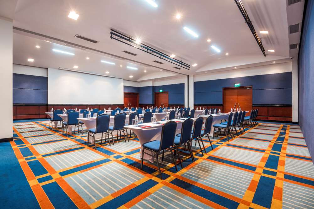 Cosmos 100 Hotel & Centro De Convenciones - Hoteles Cosmos Bogotá Eksteriør billede Meeting room