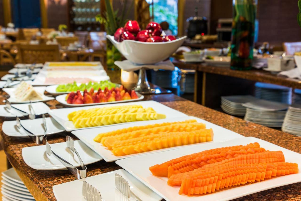 Cosmos 100 Hotel & Centro De Convenciones - Hoteles Cosmos Bogotá Eksteriør billede Fruit salad
